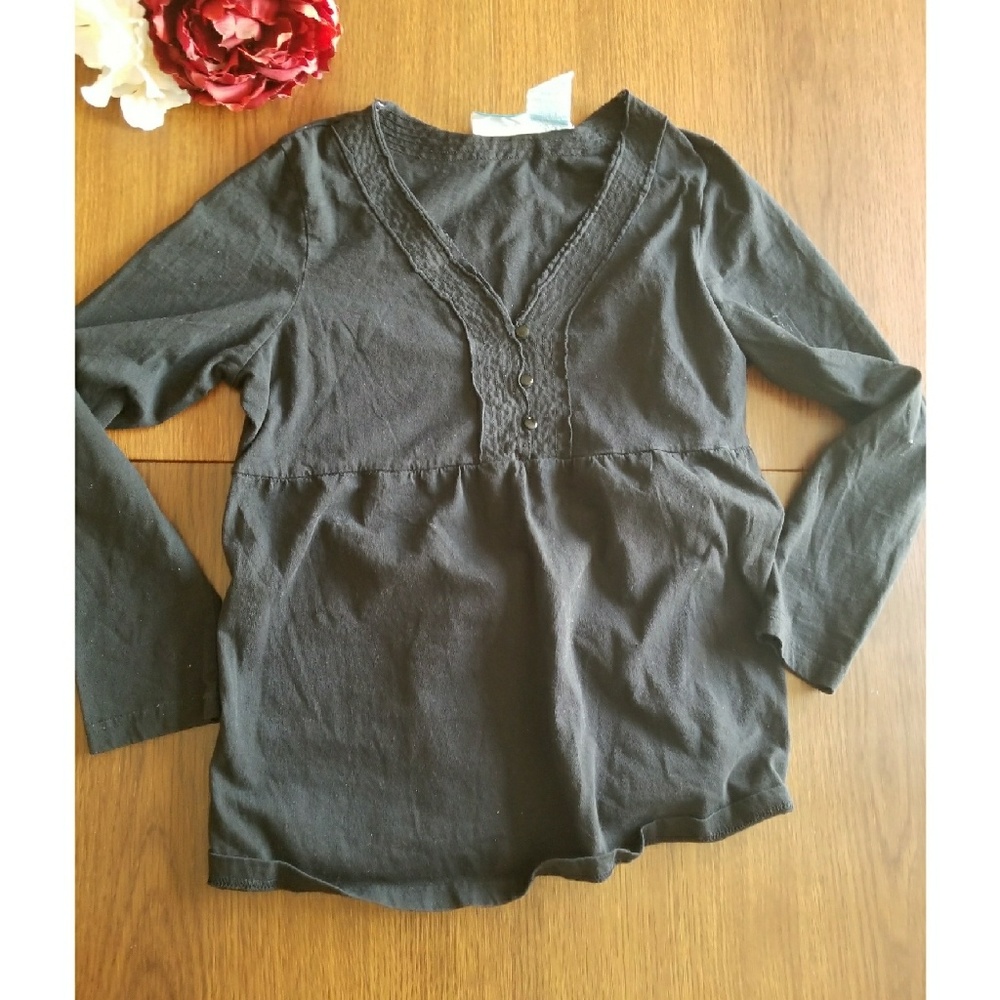 Black long sleeve maternity top